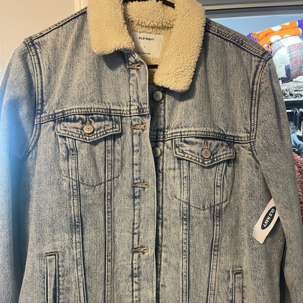 Old navy, womens jean jacket. Size large